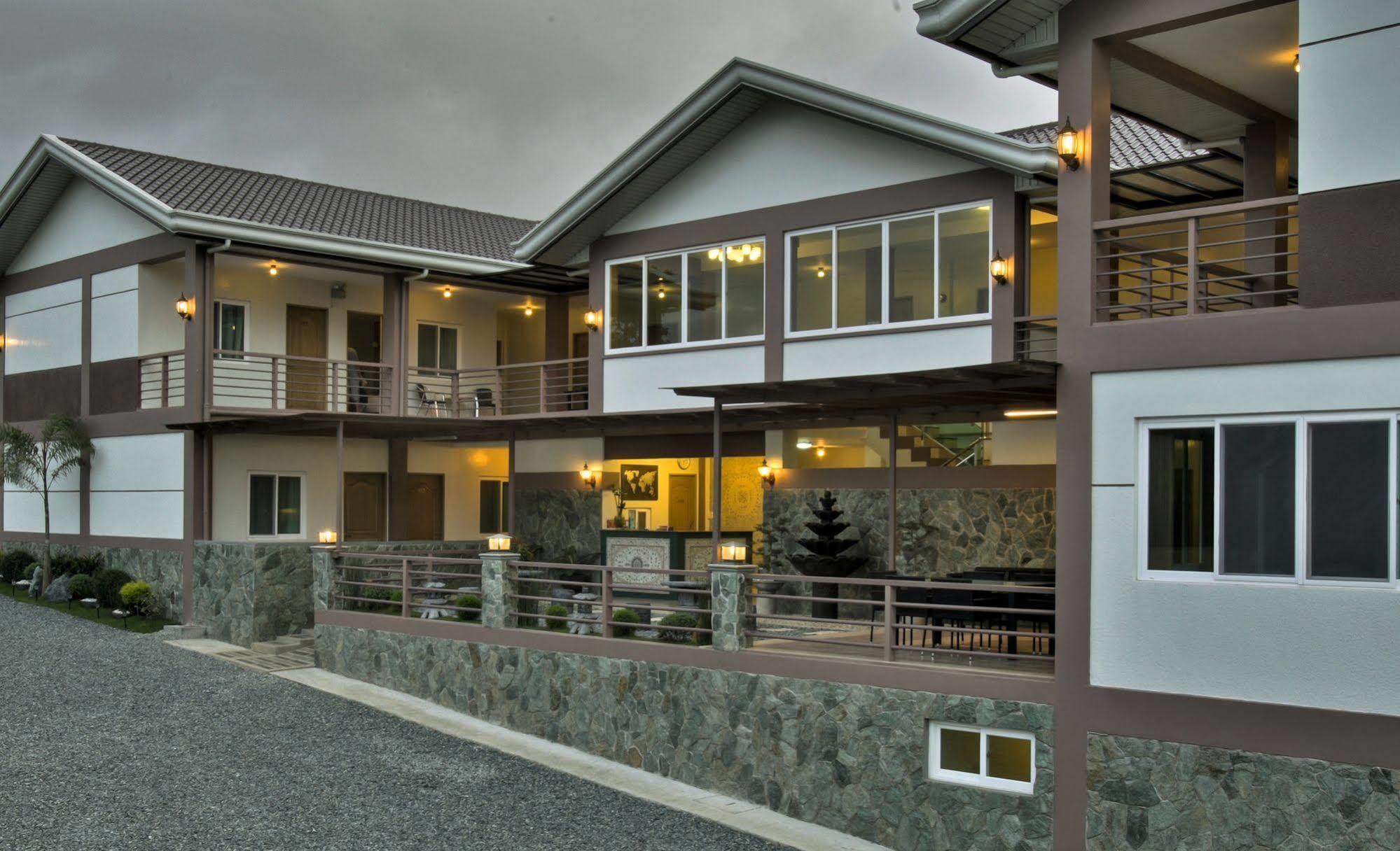 Tagaytay Wingate Manor Hotel Tagaytay City Ngoại thất bức ảnh