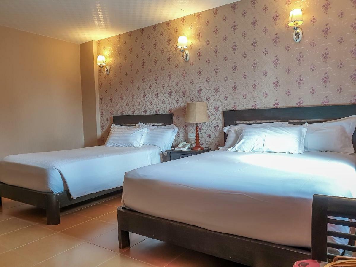Tagaytay Wingate Manor Hotel Tagaytay City Ngoại thất bức ảnh