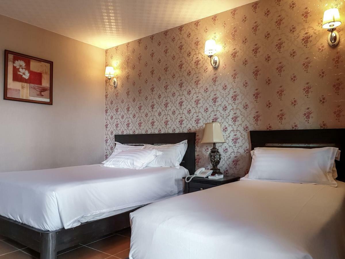 Tagaytay Wingate Manor Hotel Tagaytay City Ngoại thất bức ảnh